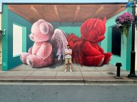 leonkeer-mural-3d-chilliwack-angel-devil-teddybears-inner-chatter